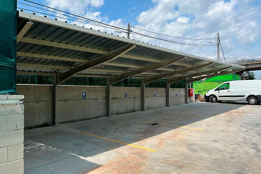 Proyecto de HRCMetal. Cubierta de parking en junio del 2019